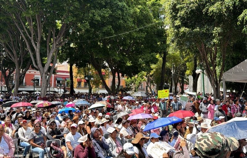 simpatizantes-respaldan-a-claudia-sheinbaum-durante-acto-masivo-en-puebla-738902 simpatizantes-respaldan-a-claudia-sheinbaum-durante-acto-masivo-en-puebla-738902