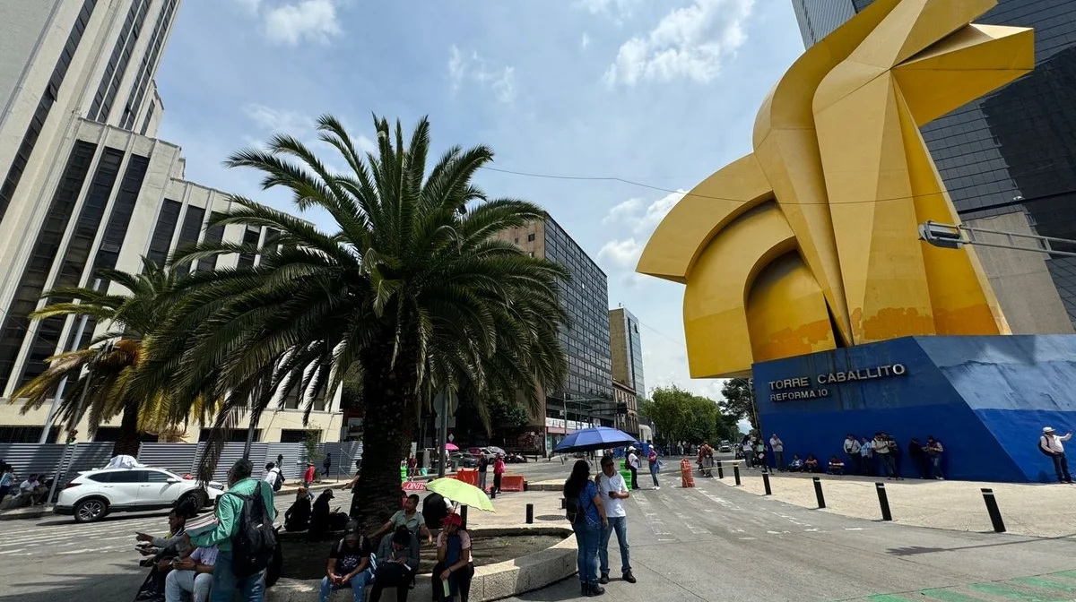 cnte-bloquea-paseo-de-la-reforma-en-su-dia-16-de-huelga_c65c9294-4b6a-49ad-88cc-684dac0929ed_medialjnimgndimagefullsize