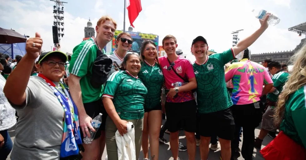 fifa-fest-en-cdmx-monterrey-y-guadalajara-reunieron-a-400-mil-personas-para-la-inauguracion-del-mundial-sectur_98dd9ef4-d4d2-459f-8b8e-6f464b2ba92e_medialjnimgndimagefullsize fifa-fest-en-cdmx-monterrey-y-guadalajara-reunieron-a-400-mil-personas-para-la-inauguracion-del-mundial-sectur_98dd9ef4-d4d2-459f-8b8e-6f464b2ba92e_medialjnimgndimagefullsize